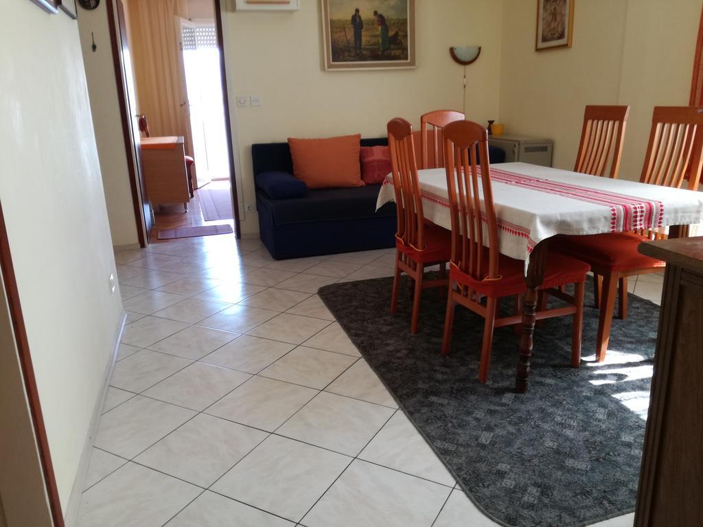 Apartments Dragan Trogir Eksteriør bilde
